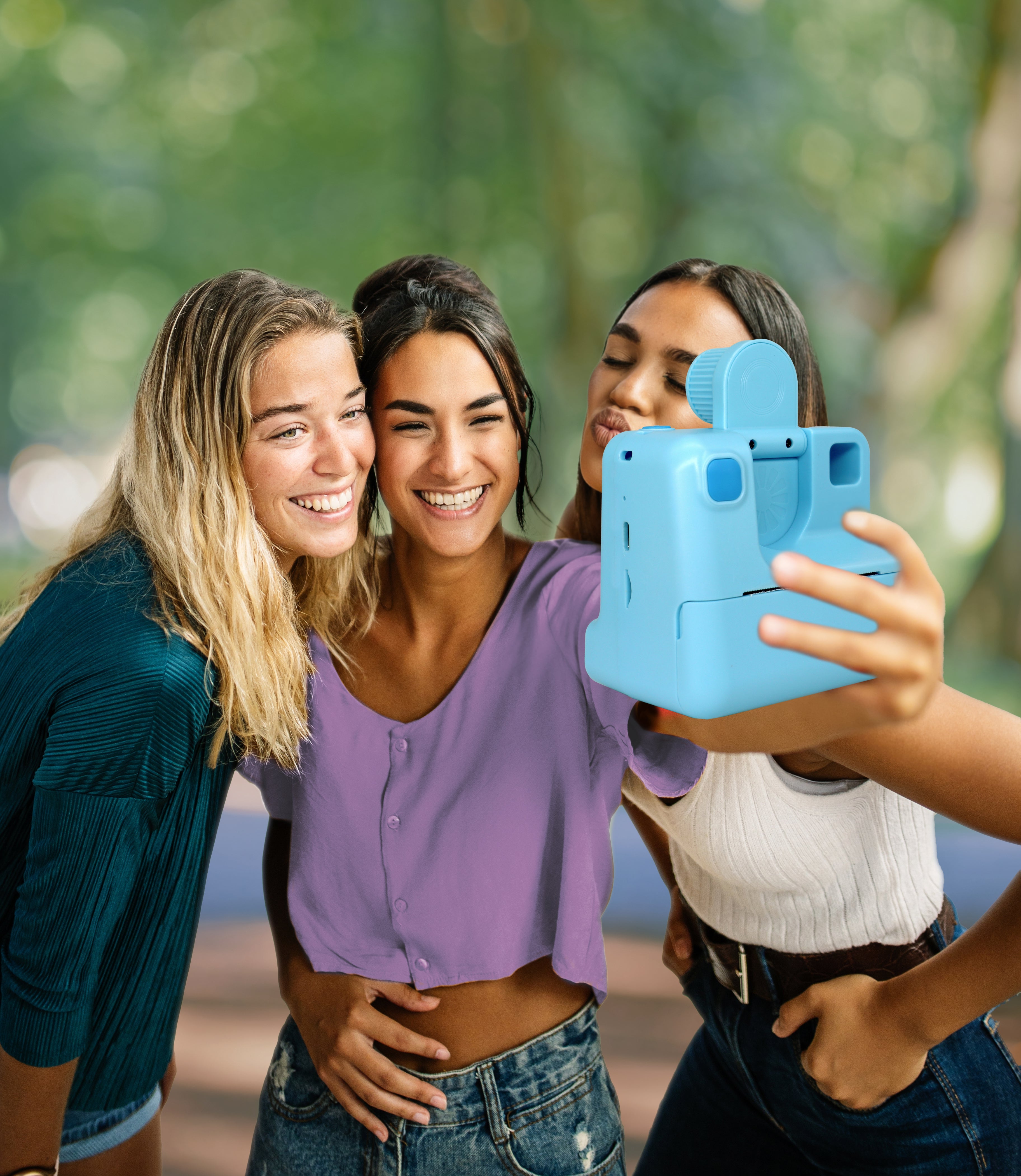 GabbaGoods Insta Print Thermal Printing Camera with Selfie Mode- Includes 3 Rolls of Printing Paper